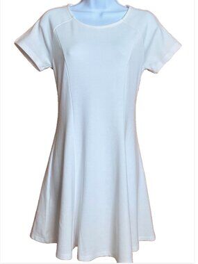 Forever 21 White Knit Short Sleeve Dress Bridal Engagement Reception Graduation